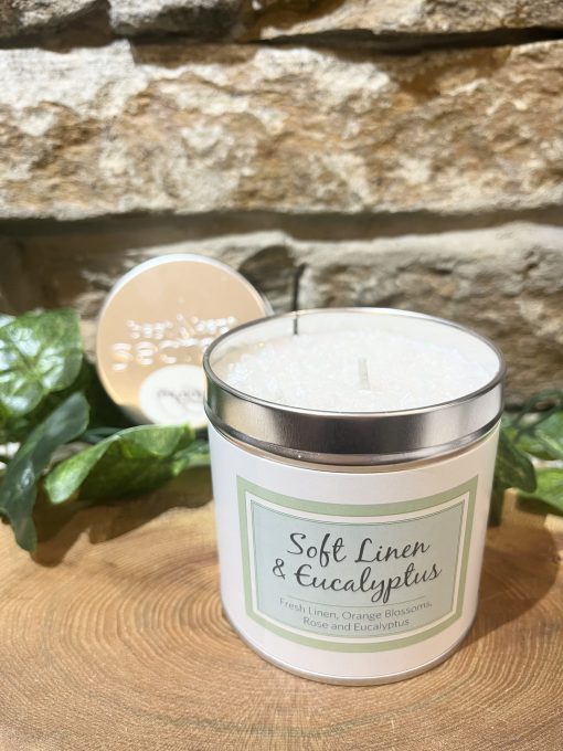 Best Kept Secrets Candle Soft Linen & Eucalyptus